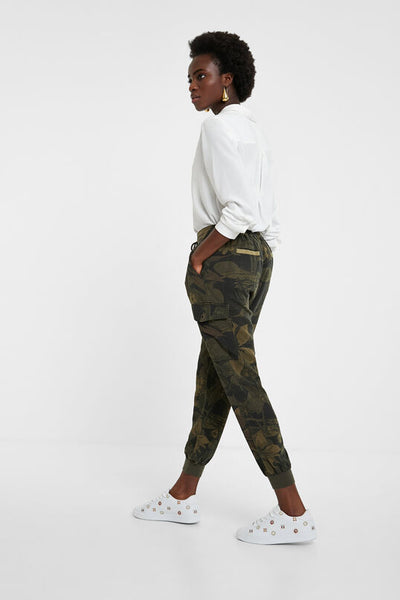 Camoflower cargo trousers – Desigual Toronto